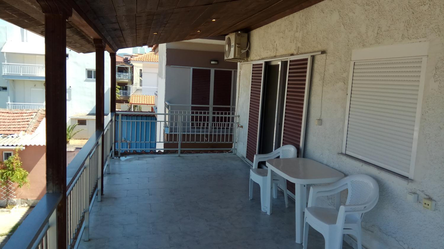Others 4, Villa Paschalis, Central Macedonia