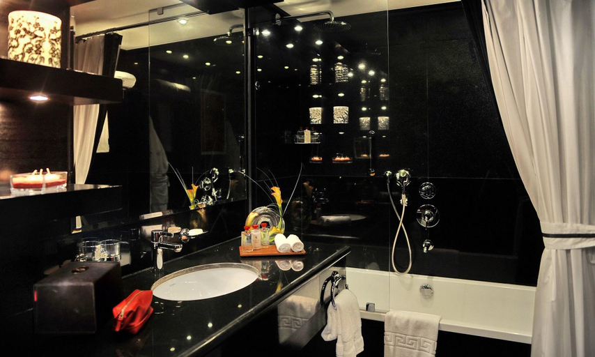 Bathroom, Sun City Hotel - The Gabriel, An-Nuzhah