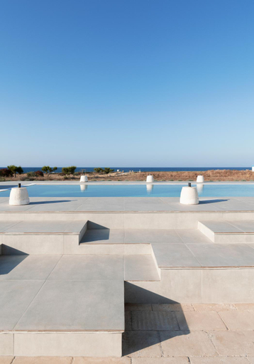 Others 5, Hotel vista mare, Brindisi