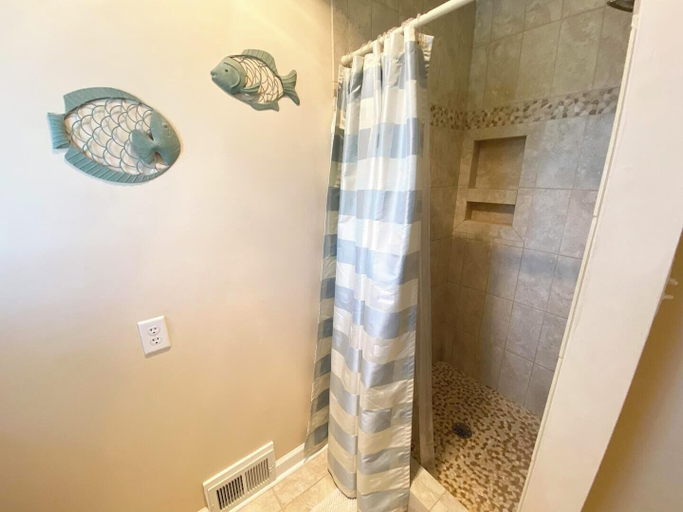 Bathroom 3, Surf Avenue 35, Sussex