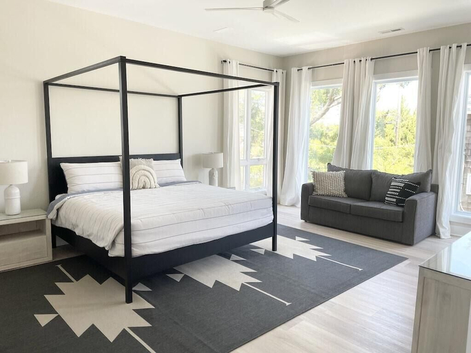 Bedroom 2, Collins Avenue 26, Sussex