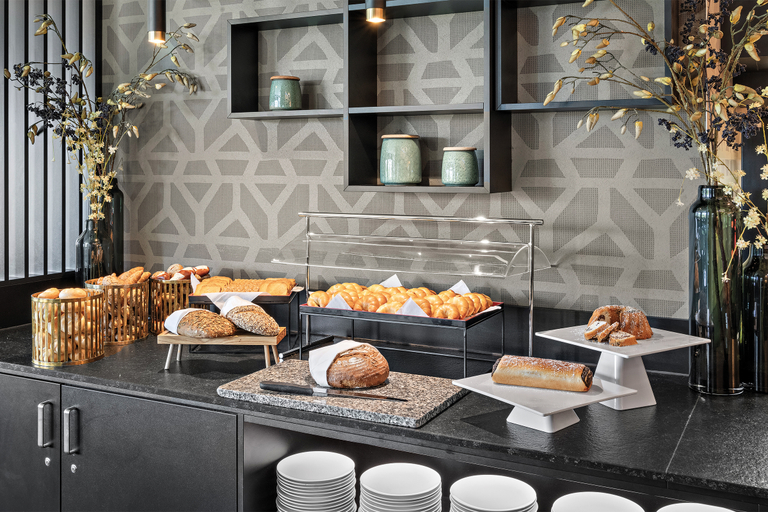 Food & Drinks 4, Leonardo Hotel Vienna City West, Wien
