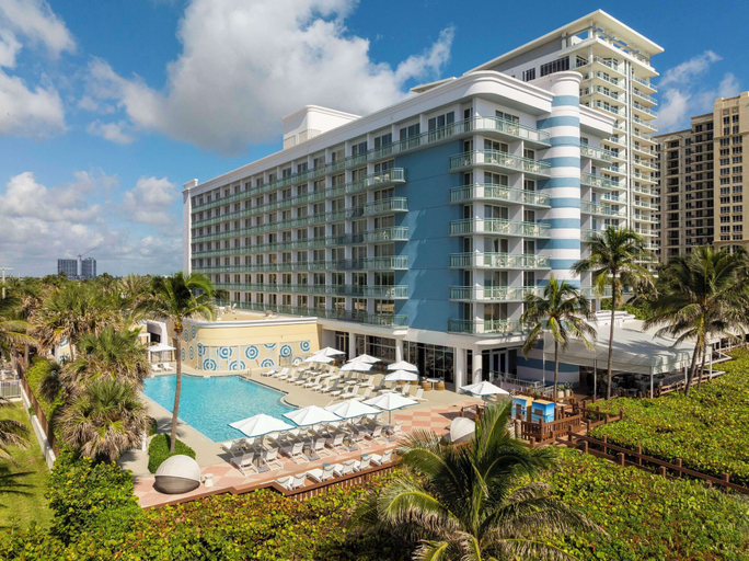 Exterior & Views 2, The Singer Oceanfront Resort, Curio Collection by Hilton, Palm Beach