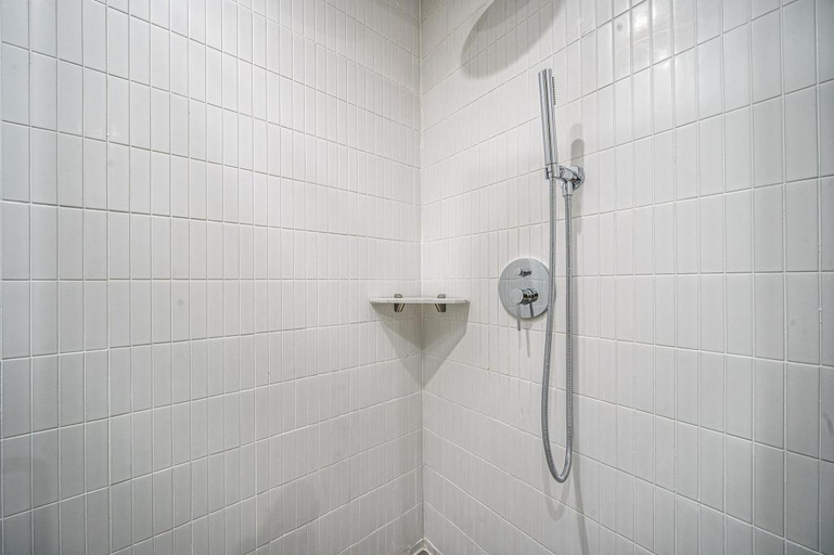 Bathroom 5