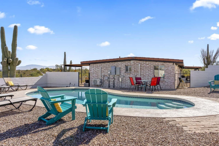 Room 3, Panoramic Mountain Views Heated Pool 2 Kitchens, Pima