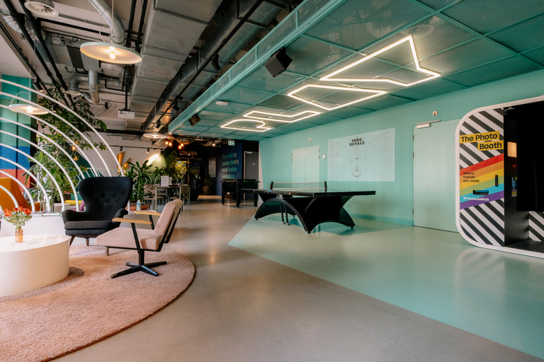 Public Area, The Social Hub Amsterdam West 4, Amsterdam