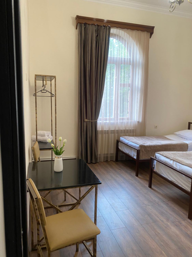 Bedroom 3, Yan Guest House