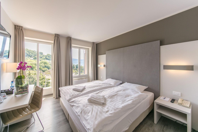 Bedroom 2, Hotel Prealpina, Lavaux-Oron