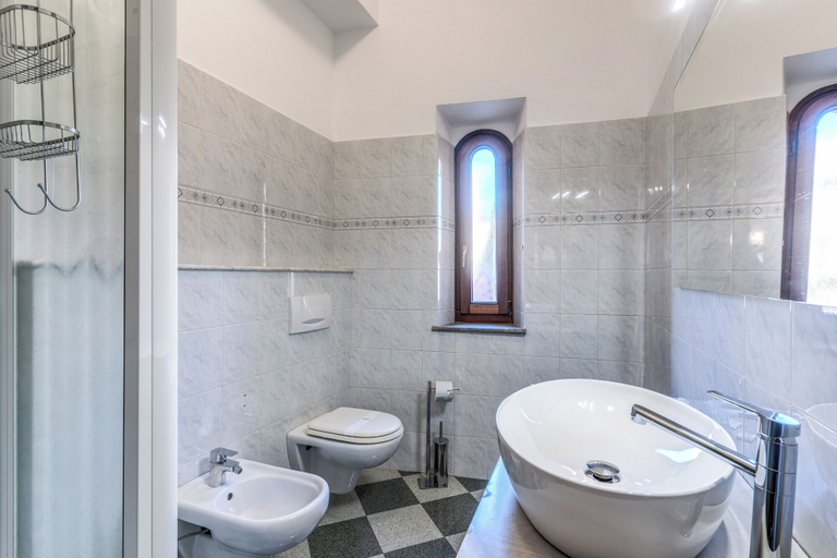 Bathroom 3