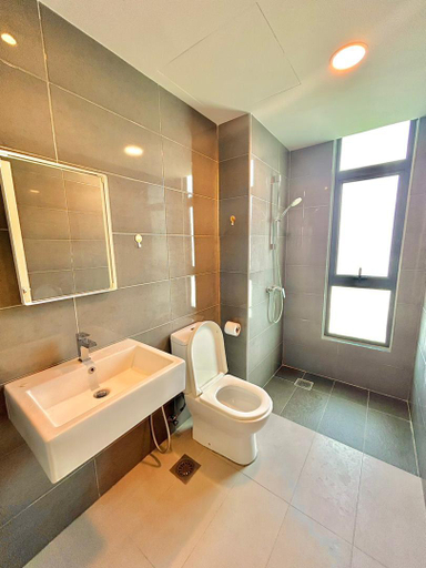 Bathroom 4