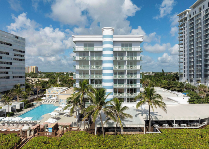Exterior & Views 2, The Singer Oceanfront Resort, Curio Collection by Hilton, Palm Beach