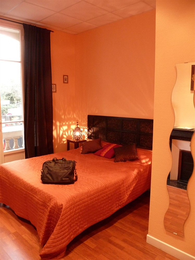 4, Hotel Victor Hugo, Alpes-Maritimes
