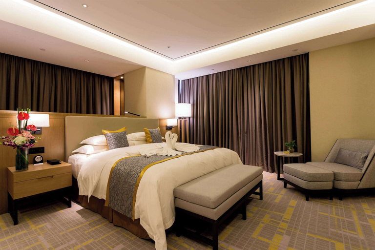 Bedroom 4, Howard Johnson by Wyndham Glory Plaza ChengHai, Shantou
