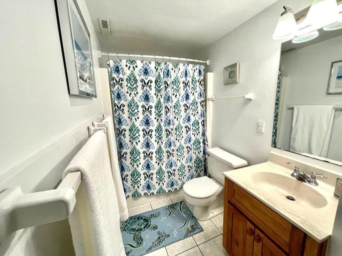 Bathroom, Brooklyn Avenue 31 #4, Sussex