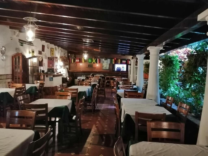 Food & Drinks 5, Hotel El Arroyo, Libertador