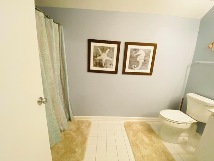 Bathroom, Spring Lake 601, Sussex