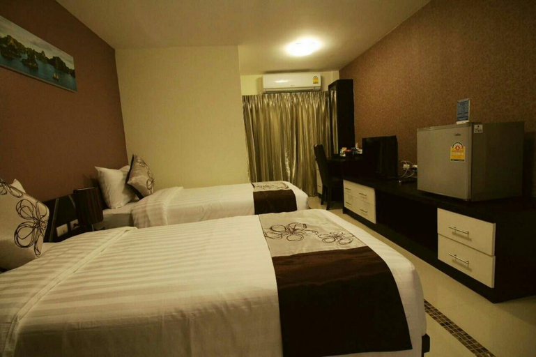 Bedroom 6