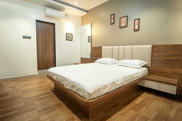 Bedroom 3, Sejal Wolrd Lodging, Satara