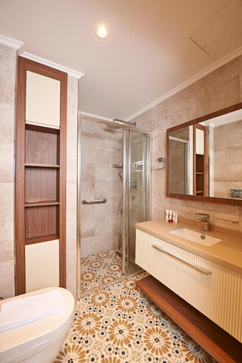 Bathroom 3, Saratoga  Hotel, Fatih
