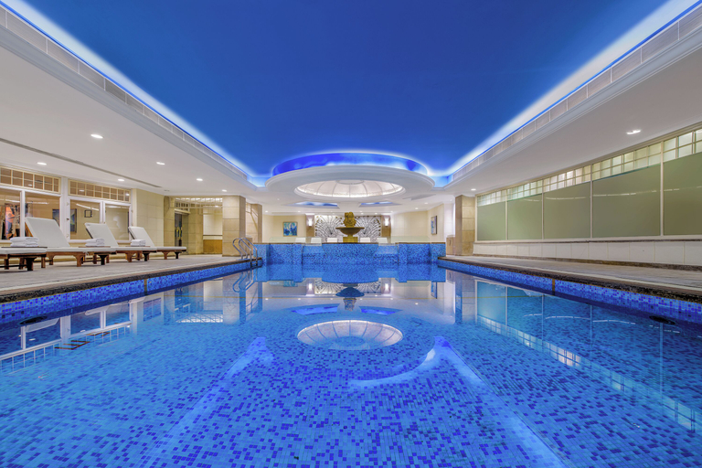 Sport & Beauty, Jiuzhai Manor International Hotel, Ngawa Tibetan and Qiang
