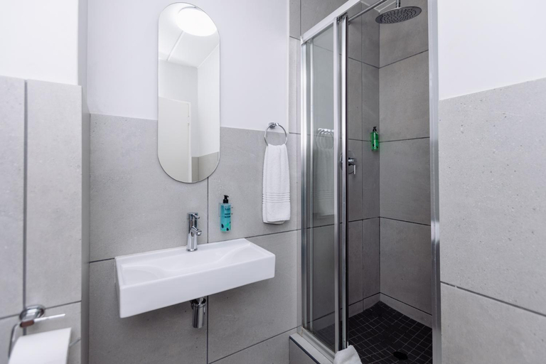 Bathroom 3, MINT Express Sandton View, City of Johannesburg
