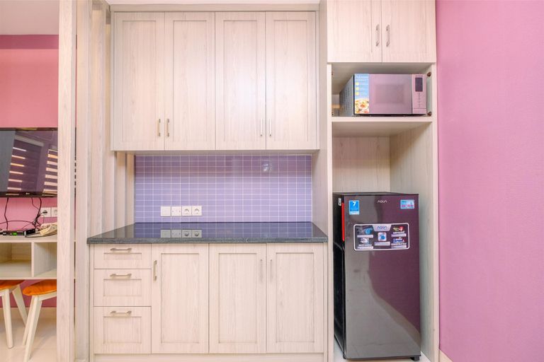 Others 2, Homey and Modern Studio at Sentul Tower Apartment By Travelio, Bogor