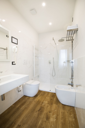 Bathroom 4, La Gustea Hotel and Cucina, Siena