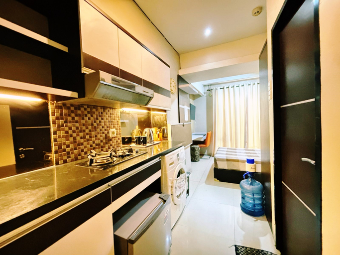 Dining Room 11