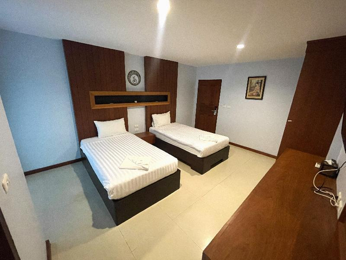 Bedroom 9