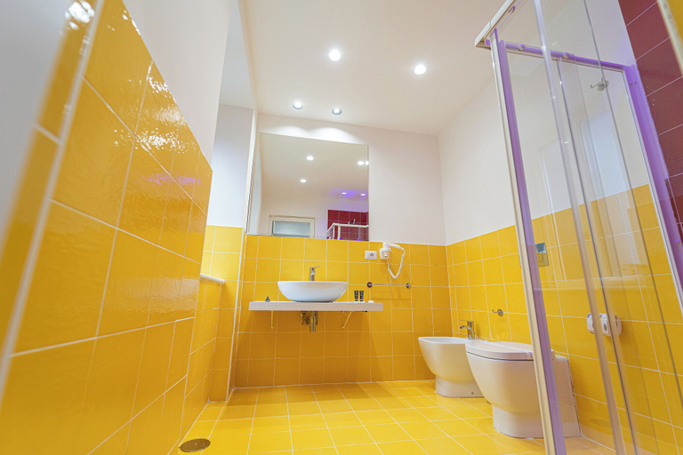 Bathroom 5, TOLEDO H. NAPOLI CENTRO by ClaPa Group Dislocated Hospitality, Napoli