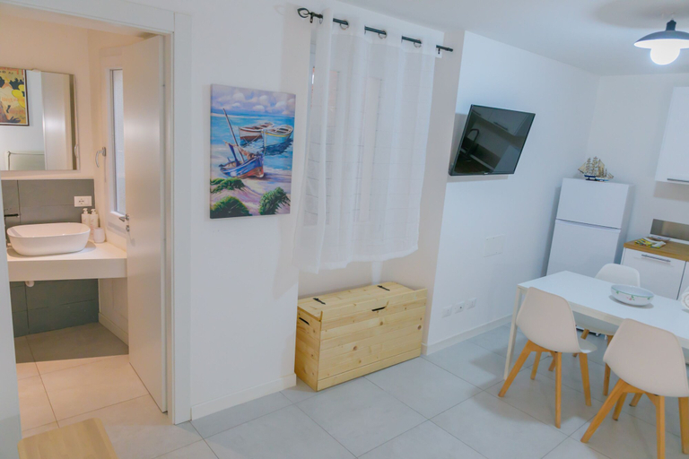 Room 4, A due Passi dal Molo by Wonderful Italy - Apartment, Palermo