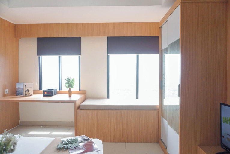 Bedroom 5, Cozy And Simply Studio Apartment Pollux Chadstone, Cikarang