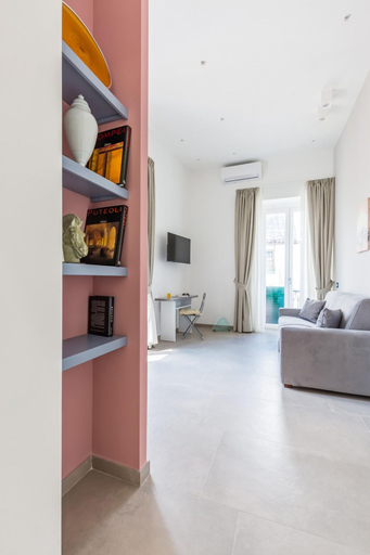 Room 4, Maria s Bright Flat by Wonderful Italy - Duomo 1, Napoli