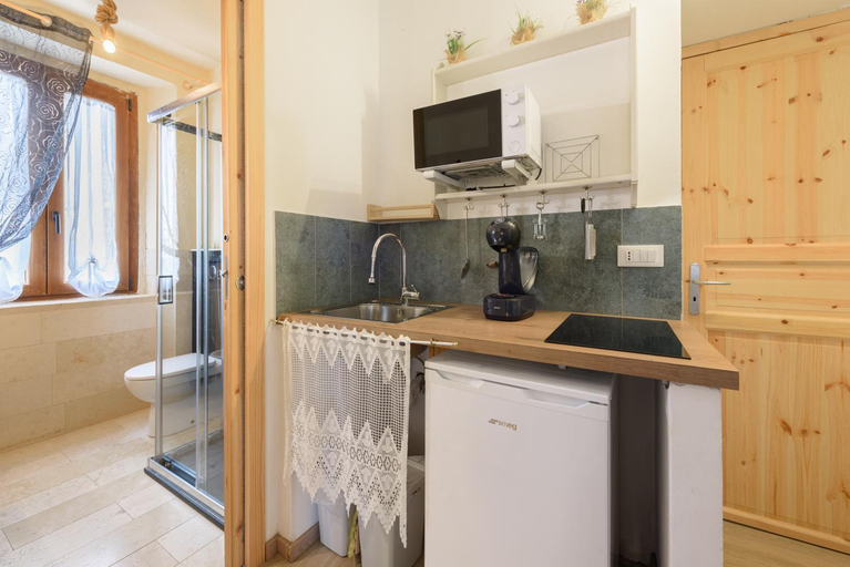 Others 4, Querceta Suites by Mmega, Lucca