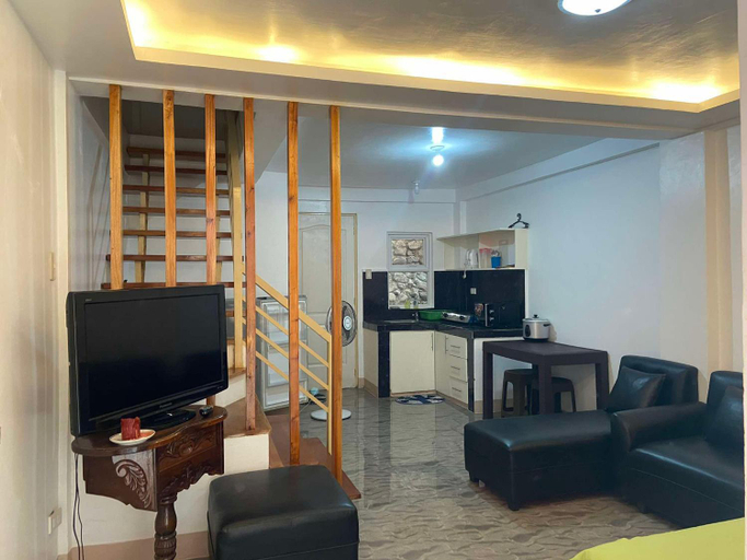 Others 2, Elvira's Guest House, Bantay