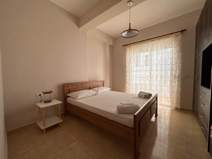Bedroom 2, Grandpa's Guesthouse at Gjirokastra! Ap.5, Gjirokastrës