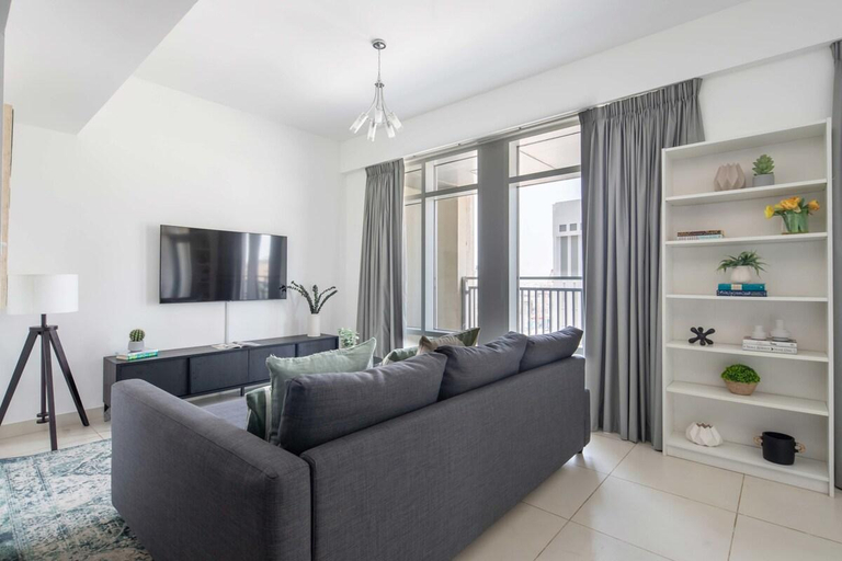 Others 2, Charming Studio Minutes Away to Burj Khalifa, Dubai