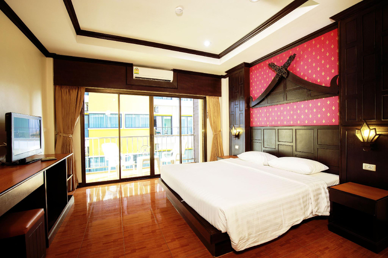 Bedroom 6
