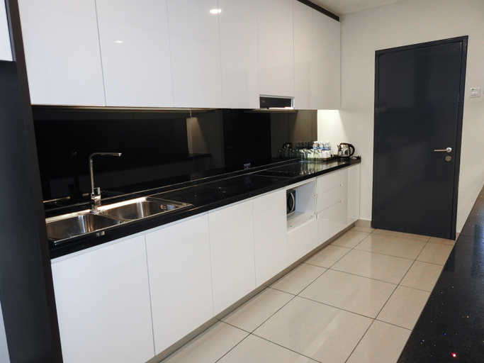 Dining Room 18