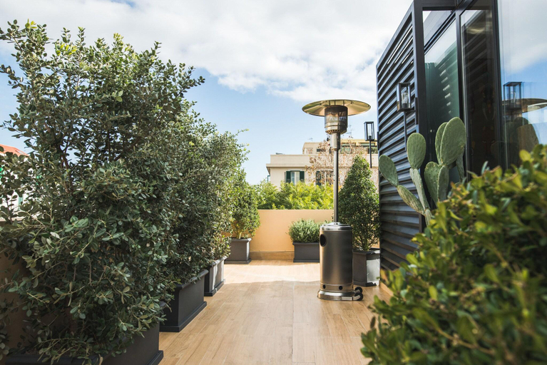 Exterior & Views 2, Vmaison Luxury Hotel, Messina