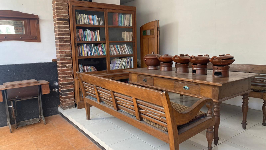 Public Area 3, Saraswati Traditional Homestay Temanggung RedPartner, Temanggung