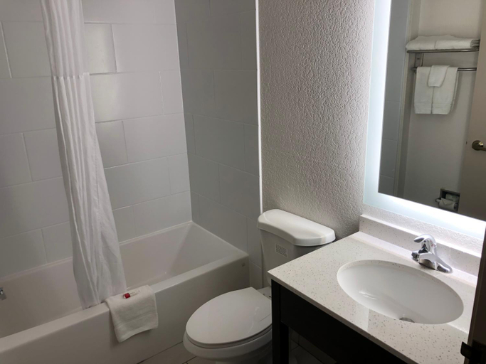 Bathroom 3