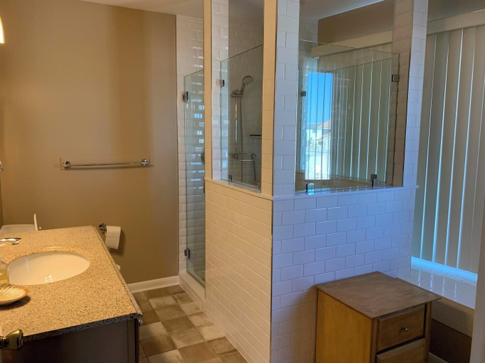 Bathroom 3, THE Perch 14, Sussex