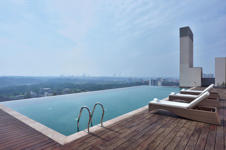 Sport & Beauty 5, Courtyard by Marriott Kochi Infopark, Ernakulam