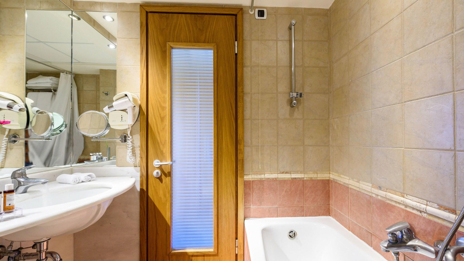 Bathroom 5, Alexander Beach hotel & Spa, East Macedonia and Thrace