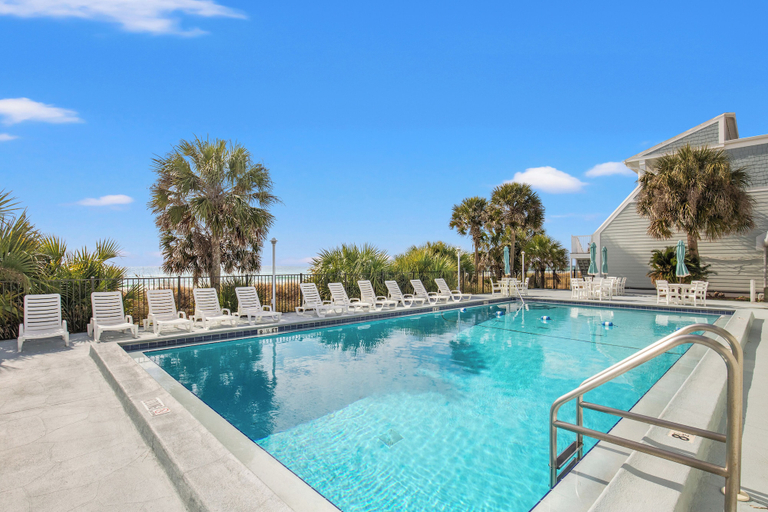 Sport & Beauty 5, 3br, 3BA Beachfront Townhome! Ocean View! Steps to the Beach!, Bay