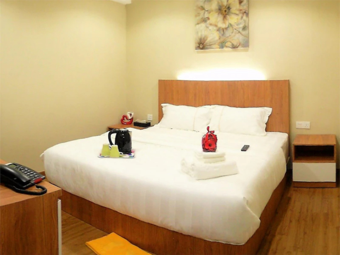 Royale Hotel Batu Gajah Room Type - Standard King