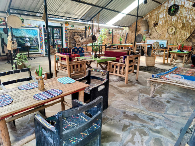 Food & Drinks 4, Red Rocks Rwanda, Musanze