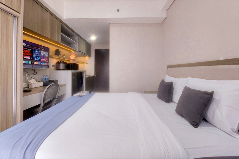 Bedroom, Stunning Studio Apartment At Transpark Bintaro, South Tangerang