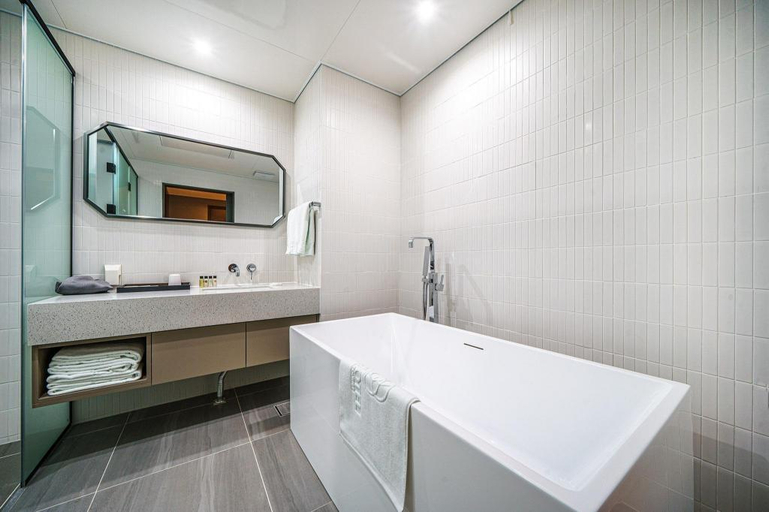 Bathroom 6
